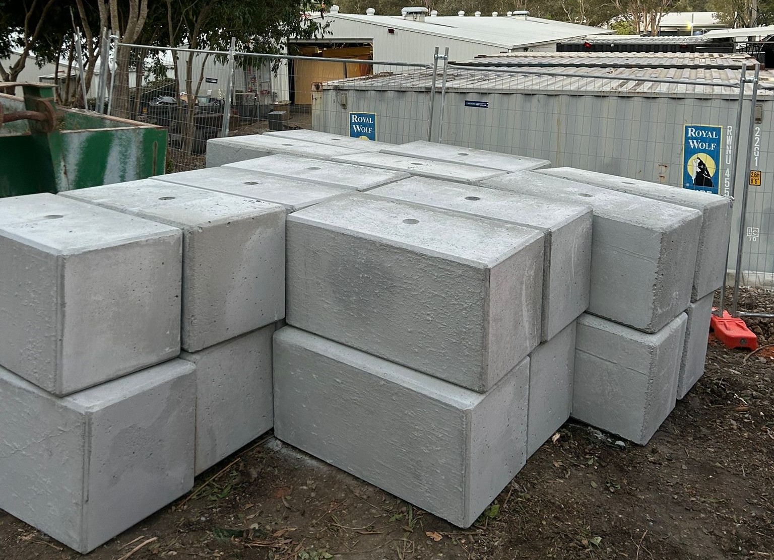 precast-concrete-blocks-in-australia-sloped-yard